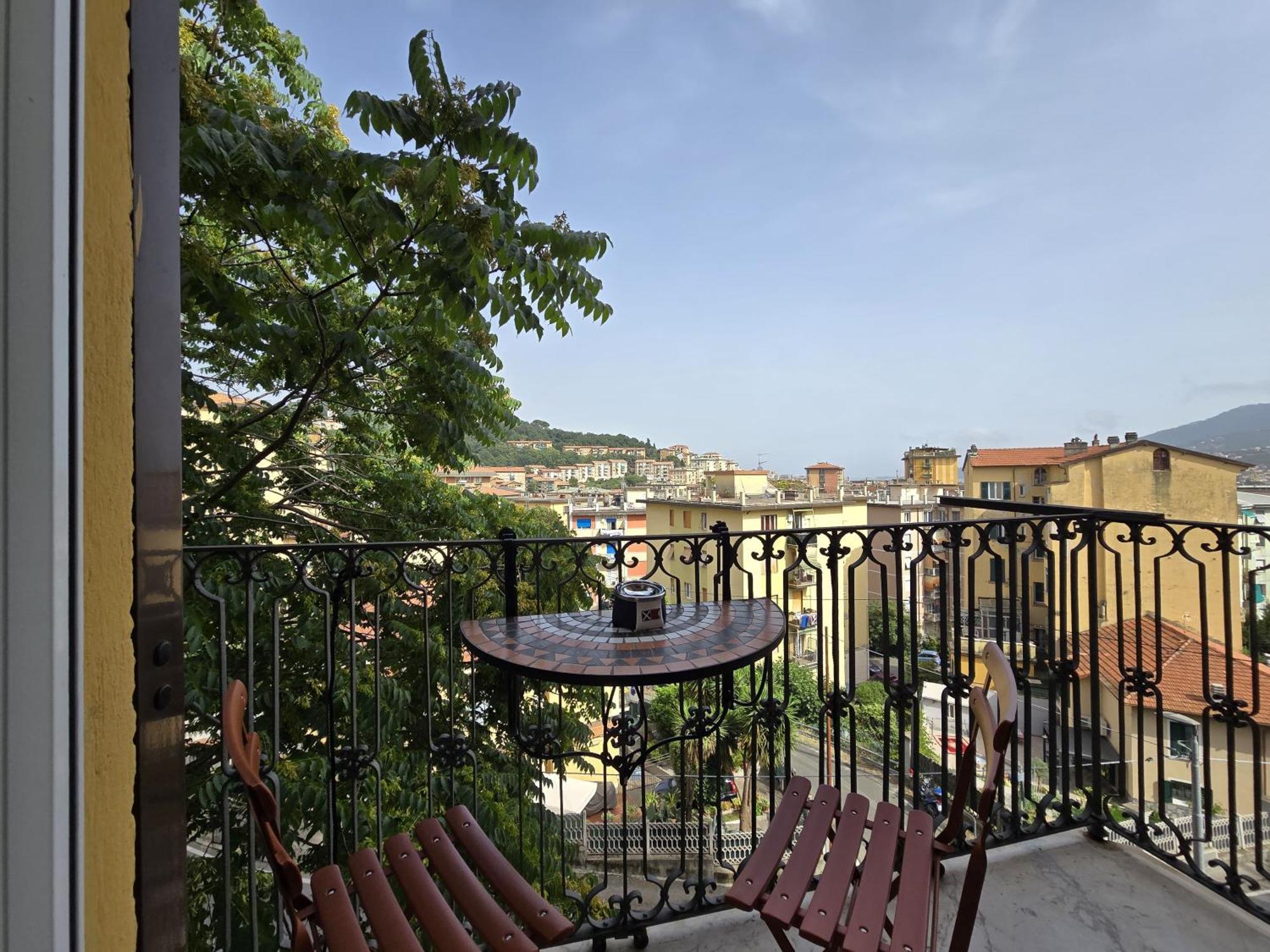 Cicco'S House - Homy 5 Terre Apartment La Spezia Bagian luar foto